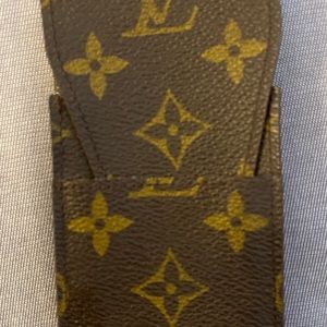 authentic LV Pouch